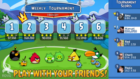 angry_birds_friends_iphone