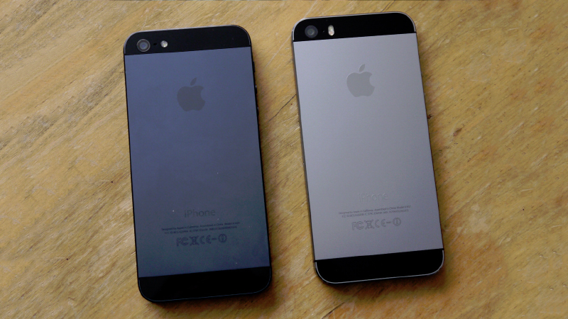 iPhone 5s Space Grey and iPhone 5 Slate